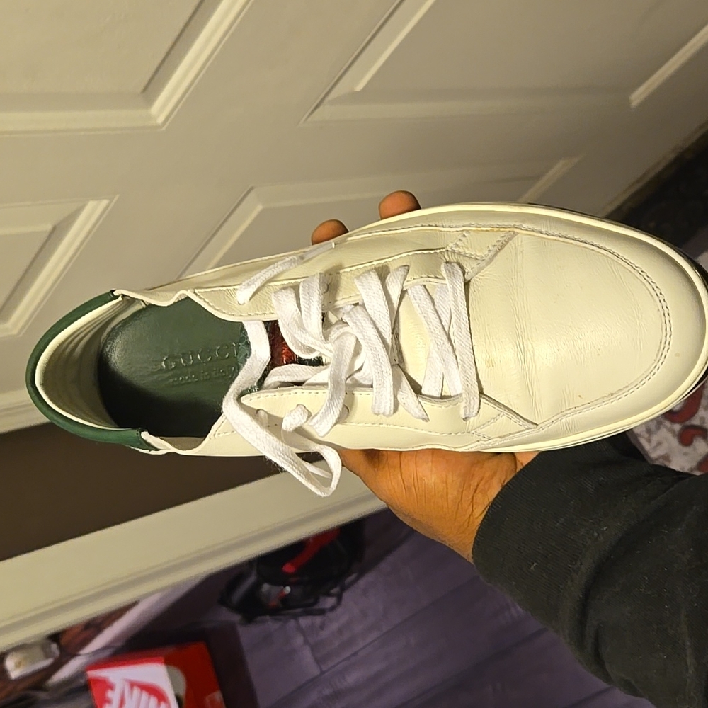 Gucci sneakers - Picture 2 of 4